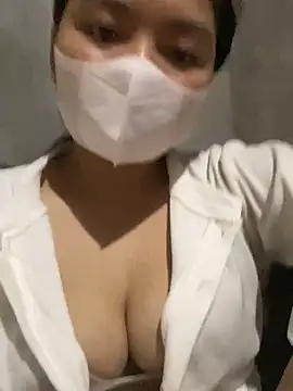 Snapshot of kimyonon chatting on October 28, 12:33 am kimyonon online show from October 28, 12:33 am