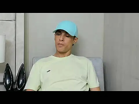 Snapshot of jupiter_333 chatting on November 6, 6:45 pm jupiter 333 online show from November 6, 6:45 pm