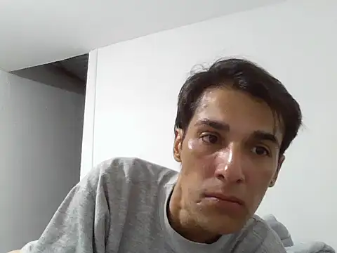 Snapshot of jupiter_333 chatting on November 20, 1:50 am jupiter 333 online show from November 20, 1:50 am