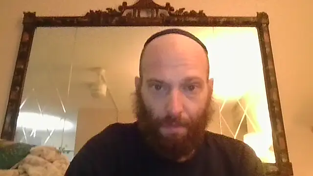 Snapshot of KosherCo313 chatting on November 27, 10:48 am KosherCo313 online show from November 27, 10:48 am