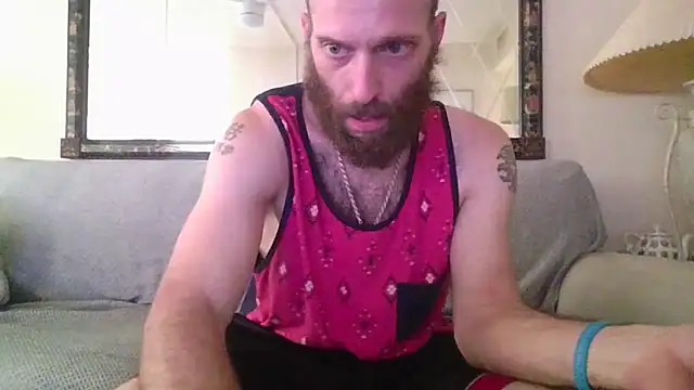 Snapshot of KosherCo313 chatting on December 5, 8:28 pm KosherCo313 online show from December 5, 8:28 pm