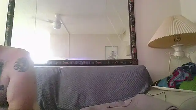 Snapshot of KosherCo313 chatting on November 14, 8:45 pm KosherCo313 online show from November 14, 8:45 pm