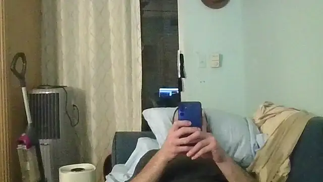 Snapshot of KosherCo313 chatting on October 25, 4:55 am KosherCo313 online show from October 25, 4:55 am