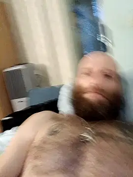 Snapshot of KosherCo313 chatting on October 24, 11:42 am KosherCo313 online show from October 24, 11:42 am