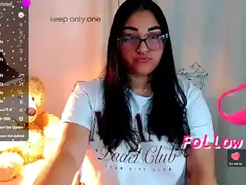 Snapshot of mira_cherry02 chatting on February 3, 7:08 pm mira cherry02 online show from February 3, 7:08 pm