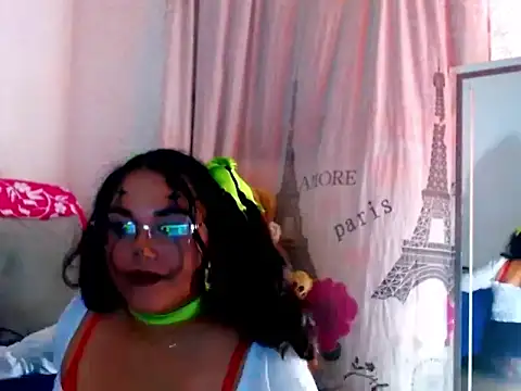 Snapshot of mira_cherry02 chatting on November 1, 4:41 am mira cherry02 online show from November 1, 4:41 am