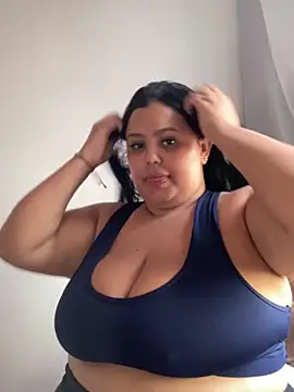 Snapshot of jasminboobs_ chatting on October 29, 12:15 pm jasminboobs online show from October 29, 12:15 pm