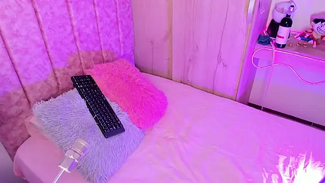 Snapshot of laana_foxx chatting on July 11, 11:49 pm laana foxx online show from July 11, 11:49 pm
