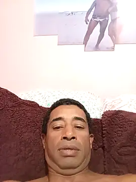 Snapshot of juniordotado87 chatting on October 22, 9:35 pm juniordotado87 online show from October 22, 9:35 pm