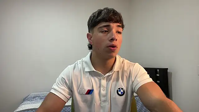 Snapshot of JUSTIN_JHONS chatting on November 13, 1:09 am JUSTIN JHONS online show from November 13, 1:09 am