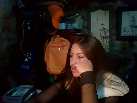 Alejos2025 online show from October 24, 5:23 pm