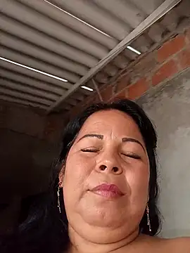 Snapshot of mother2-divorced chatting on November 25, 1:33 pm mother2-divorced online show from November 25, 1:33 pm