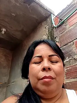 Snapshot of mother2-divorced chatting on July 16, 1:41 pm mother2-divorced online show from July 16, 1:41 pm