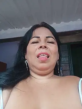 Snapshot of mother2-divorced chatting on June 12, 1:53 pm mother2-divorced online show from June 12, 1:53 pm