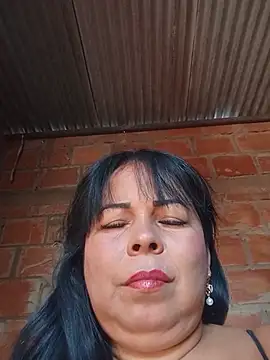 Snapshot of mother2-divorced chatting on July 17, 1:41 pm mother2-divorced online show from July 17, 1:41 pm