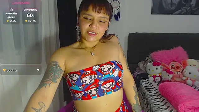 Snapshot of Flame_Violeta chatting on December 13, 10:27 pm Flame Violeta online show from December 13, 10:27 pm