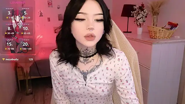 Emma Kirks online show from May 29, 3:07 pm