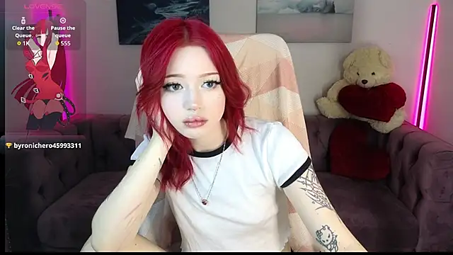 Emma Kirks online show from April 16, 12:28 pm