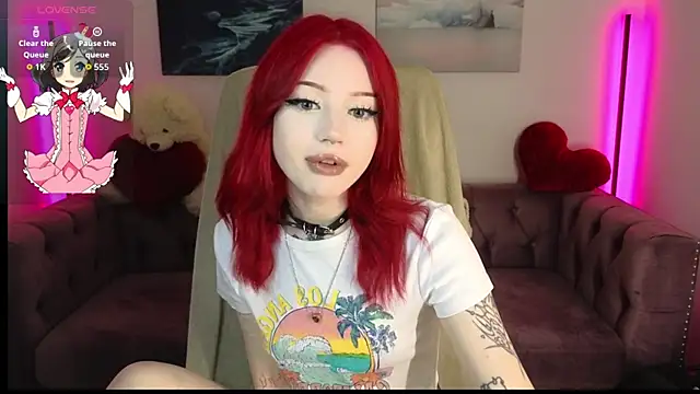 Emma Kirks online show from April 4, 12:34 pm