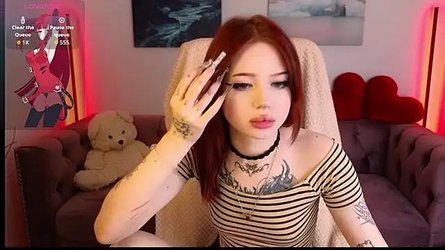 Emma Kirks online show from March 29, 5:31 am