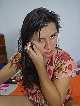 Kitty Kalifa online show from April 7, 4:47 am