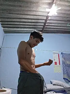 Snapshot of 666Daemon666 chatting on February 14, 9:53 am 666Daemon666 online show from February 14, 9:53 am