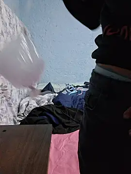 Snapshot of 666Daemon666 chatting on March 22, 11:17 pm 666Daemon666 online show from March 22, 11:17 pm