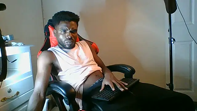 Suamyst 25 online show from May 28, 4:42 am
