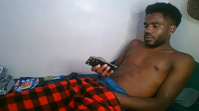 Snapshot of Suamyst_25 chatting on July 5, 6:53 am Suamyst 25 online show from July 5, 6:53 am