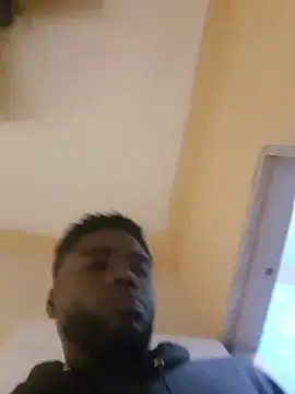 Snapshot of Suamyst_25 chatting on November 12, 9:57 am Suamyst 25 online show from November 12, 9:57 am