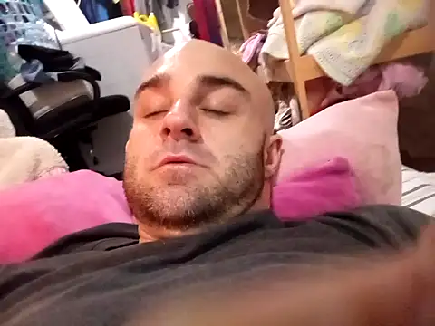 BulbasaurIsmettv online show from January 18, 6:17 am