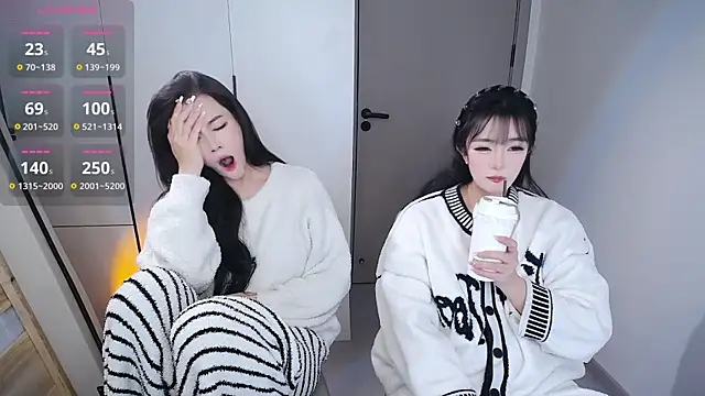 Follyise online show from February 13, 1:11 pm