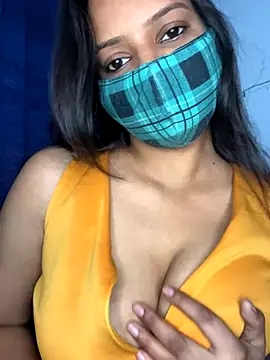 Snapshot of Cute_Marina chatting on November 27, 6:36 am Cute Marina online show from November 27, 6:36 am