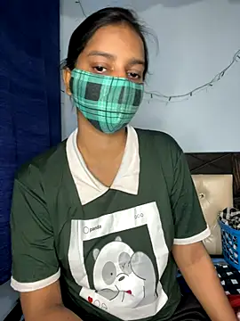 Snapshot of Cute_Marina chatting on November 12, 4:11 pm Cute Marina online show from November 12, 4:11 pm