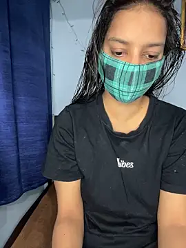 Snapshot of Cute_Marina chatting on November 14, 4:49 am Cute Marina online show from November 14, 4:49 am