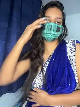 Snapshot of Cute_Marina chatting on November 3, 6:07 am Cute Marina online show from November 3, 6:07 am