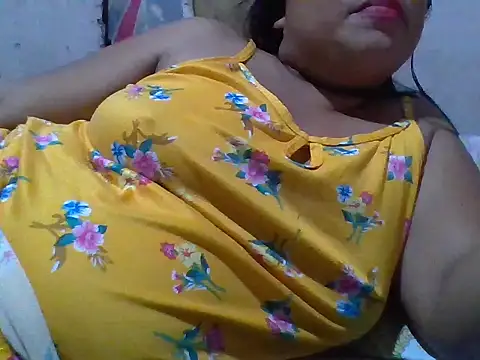 Snapshot of xxmysweetpinayy69 chatting on October 29, 6:45 am xxmysweetpinayy69 online show from October 29, 6:45 am