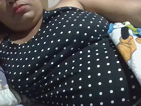 Snapshot of xxmysweetpinayy69 chatting on February 28, 10:09 pm xxmysweetpinayy69 online show from February 28, 10:09 pm