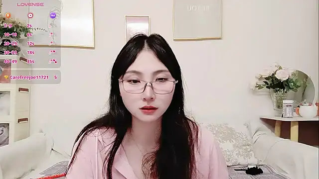 yuyan3929 online show from March 4, 1:08 pm