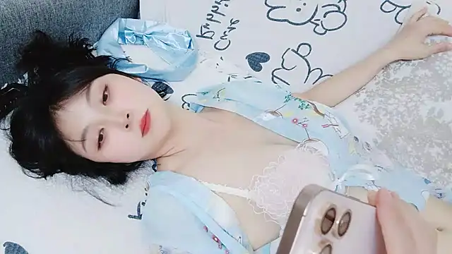 Snapshot of yuyan3929 chatting on July 15, 12:34 pm yuyan3929 online show from July 15, 12:34 pm