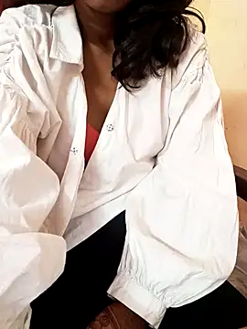 Snapshot of Fuck_me_babyy chatting on October 23, 6:01 am Fuck me babyy online show from October 23, 6:01 am