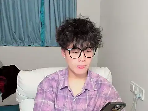 L1kuto online show from November 6, 10:30 am