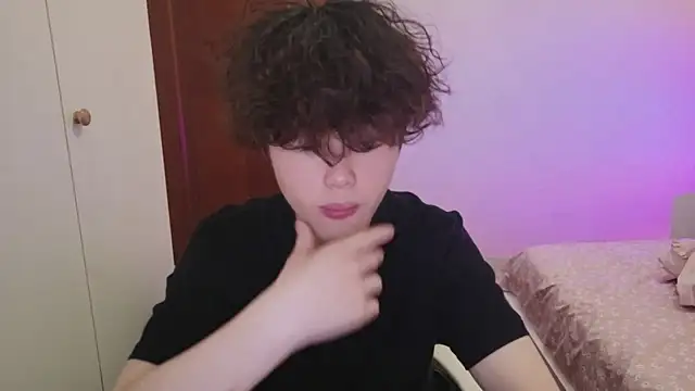 L1kuto online show from February 1, 10:02 am