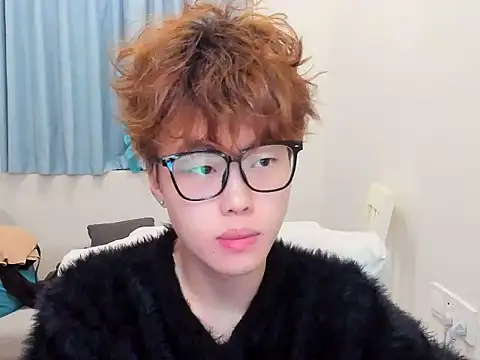 L1kuto online show from November 1, 11:15 am