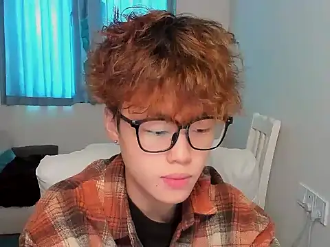 L1kuto online show from October 28, 6:23 am