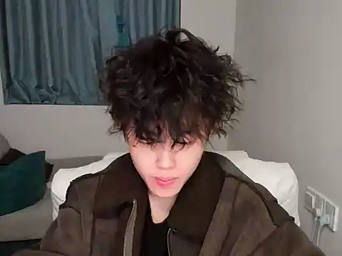 L1kuto online show from November 20, 10:49 am