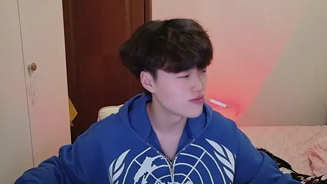 L1kuto online show from February 8, 9:29 am