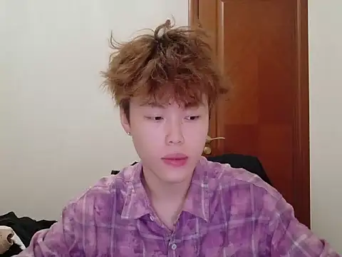 L1kuto online show from October 29, 11:42 am