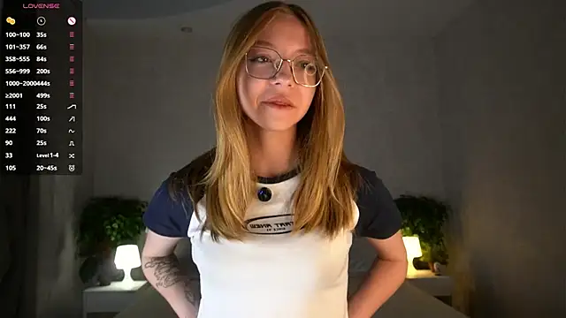 Snapshot of BarbaraViggiani chatting on November 26, 5:57 pm BarbaraViggiani online show from November 26, 5:57 pm