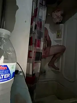 PiratingAqua online show from April 9, 6:15 am